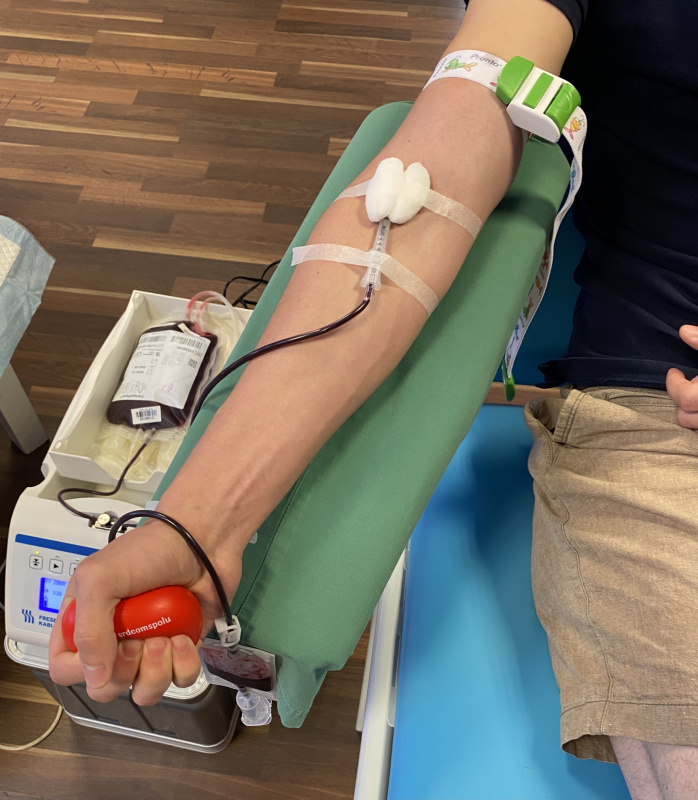 Darovali sme krv, aby svet stále pulzoval Darovali sme krv, aby svet stále pulzoval